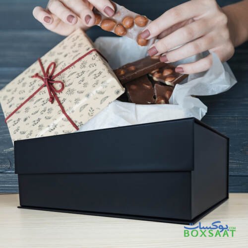 Magnetic Gift Box - Front Half Flap - 25.5Lx33Wx12H cm 2 Magnetic Gift Box Half Front Flap Black Color Close