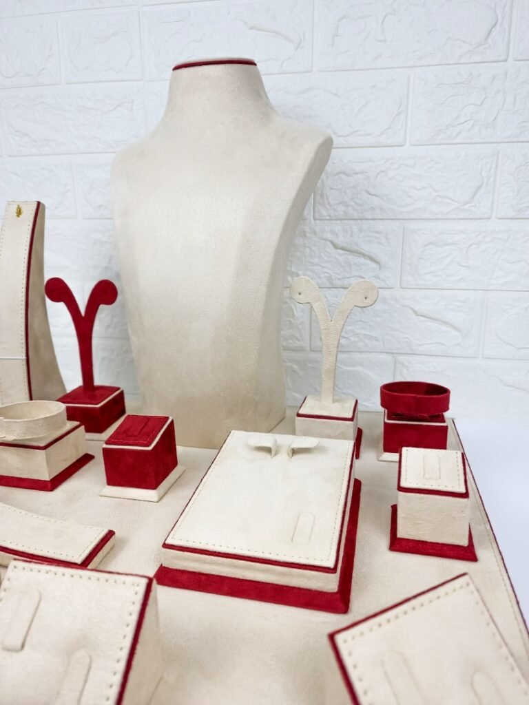 Jewellery Box Manufacturers in the UAE 3 suede Jewellery box display for wedding