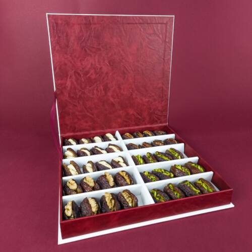 Luxurious VVIP PU leather box - With Majdool Filled Dates or Empty Box 4 white and red leather box with 10 dividers with filled dates