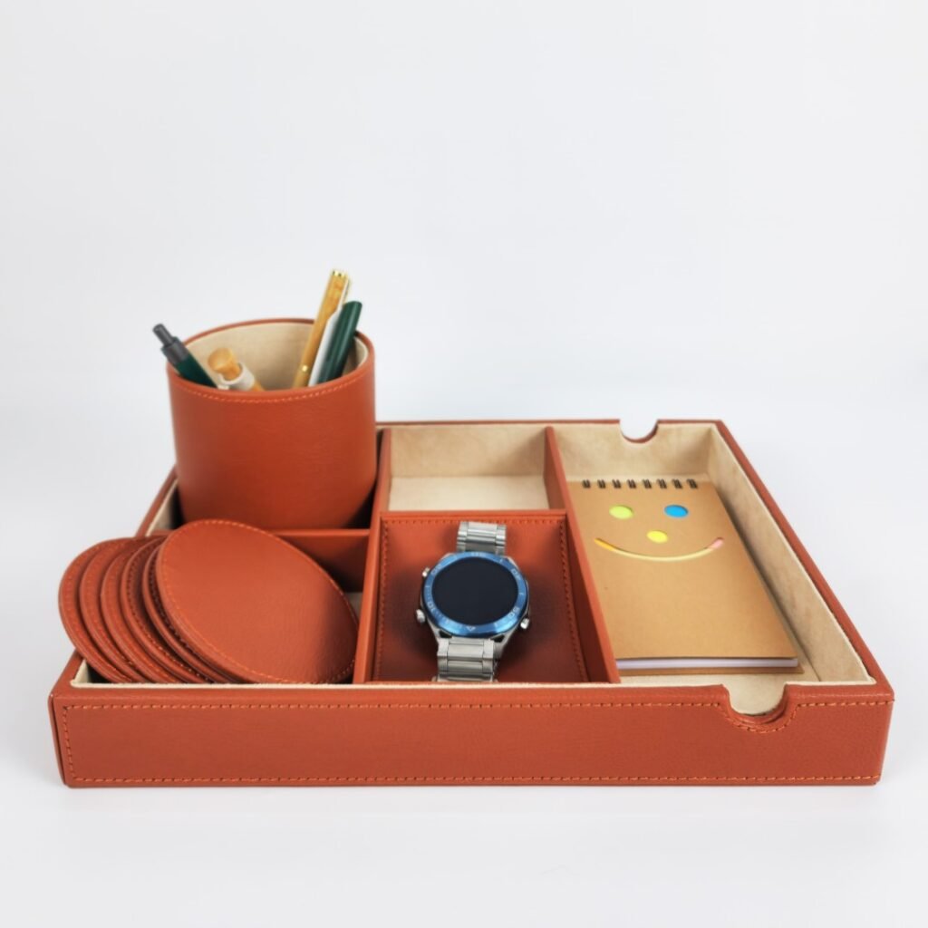 Leather pen holder set - Best corporate gifts in UAE, Best Corporate Gift Boxes 