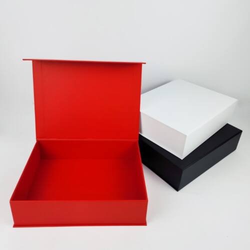 magnetic flap box
