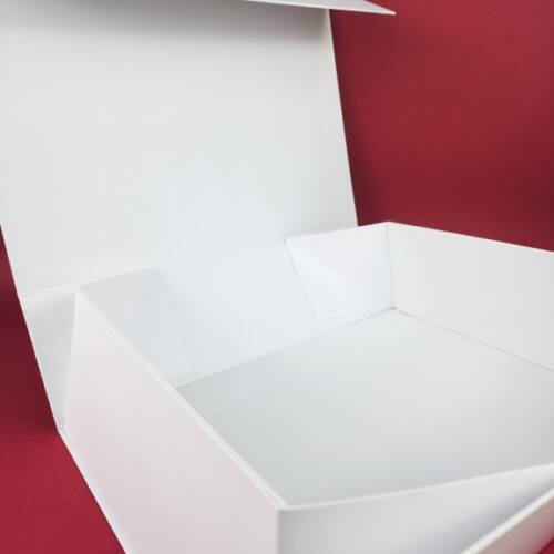 Large Size Magnetic Flap Foldable Box - 3 Colors - 30.7L x 42.7W x 13H cm - Minimum Qty 10 2 Magnetic Flap Foldable Box for Gifting