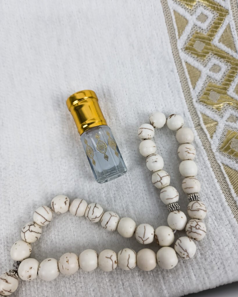 Where to Buy Eid Gifts in UAE 1 corporate ramadan gifts -Where to Buy Eid Gifts in UAE-Luxury Leather Gift Box-gift boxes near me